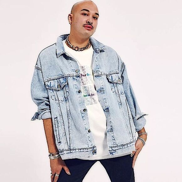 Levi's Jacket Pride Denim Trucker Jean Jacket Size M, L, XL - Picture 4 of 13